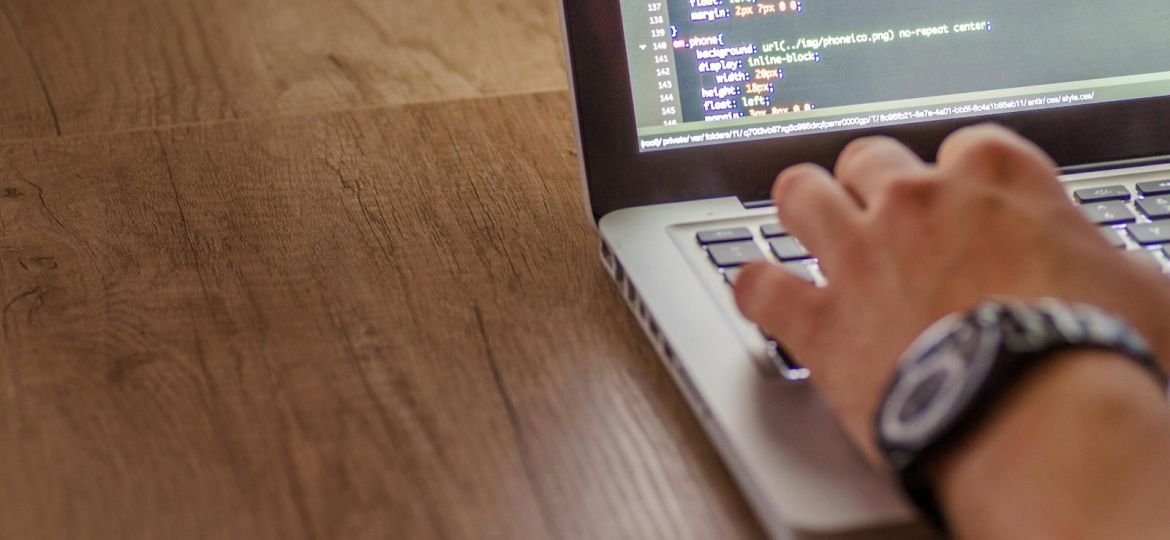 pexels-goumbik-574069-scaled